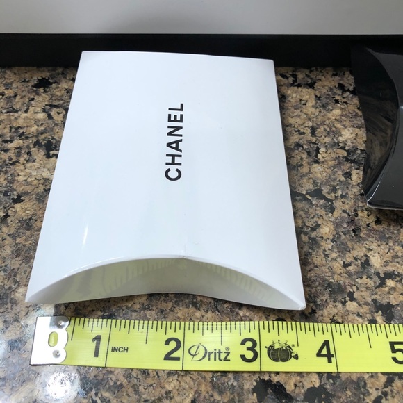 CHANEL Medium Gift Box + 2 Boxes + CC Envelope - Picture 12 of 16